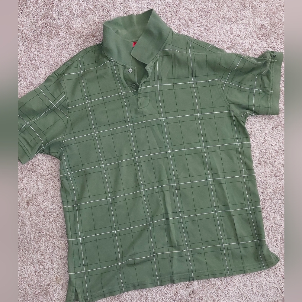 Short sleeved, golf shirt